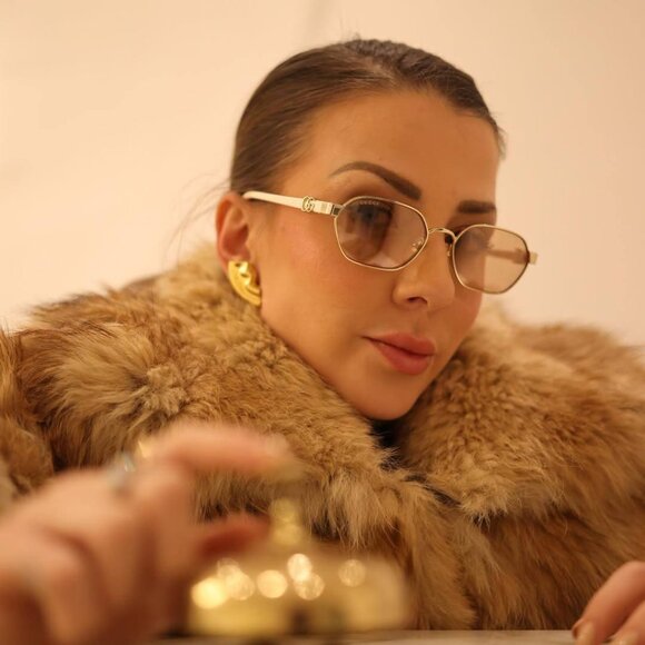 Gucci GG1593S 002 Oval Sunglasses - Endura Gold/Nude with Inner Flash - Picture 10 of 11